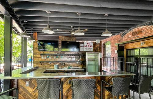 Historic Stay Near Downtown - Foto 23