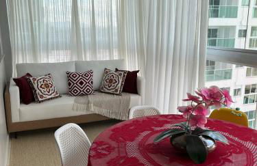 Apê estilo Resort c/ pé na areia e vista mar, próximo ao Beto Carrero - Foto 19