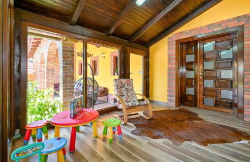 2 Bedroom Cozy Home In Gornja Ploscica - Foto 26