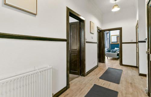 Free Parking - Sleeps 6 - 2 Bedrooms - Great Transport Links - Foto 10
