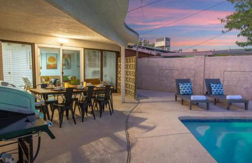 North Vegas Family Oasis 4BR, Pool, BBQ, Games - Foto 23