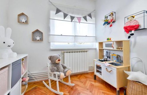 3 Bedroom Cozy Home In Gornje Plavnice - Foto 34