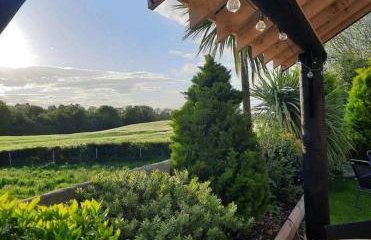 The Loft at Rock Cottage with hot tub - Foto 7