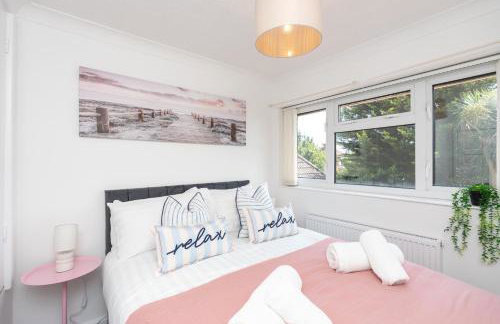3-Bedroom Cosy Stunning Central Home, Sleeps 8 with Parking and Private Garden - LONG TERM STAY SPRING SPECIAL OFFER AVAILABLE! - by Blue Puffin Stays - Foto 17