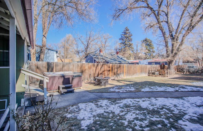 5bddowntown Victorian Charmhot Tub, Firepit - Photo 41