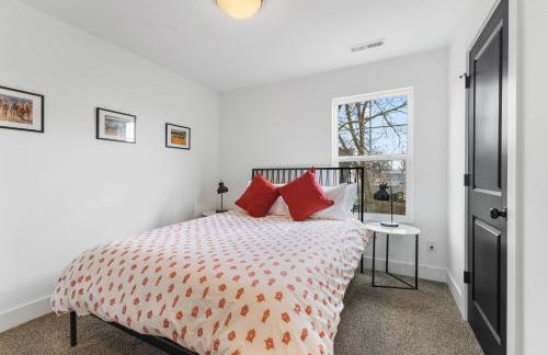 Sunny & modern Derby house - Foto 18