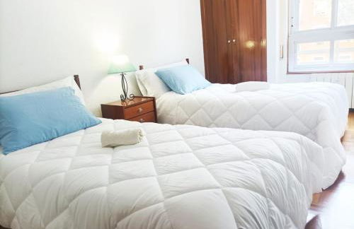 Two-bedroom apartment, central location, with terrace, WiFi, and metro nearby - Photo 21