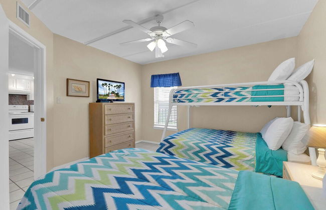 Beachfront Convenience w/o the Beachfront Price! - Foto 5