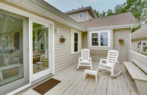 Kennebunkport Getaway with Grill Walk to Beach! - Foto 27