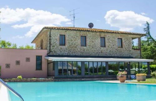 Hotel Villalago trasimeno - Photo 1