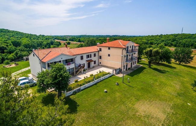 Stancija Lindi - Foto 1