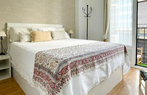 Apartamento con mucho encanto en pleno centro - Photo 2