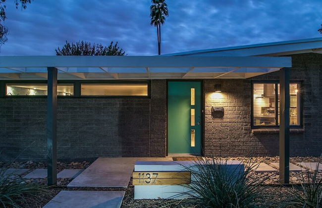 Mid-century Modern W/backyard Oasis, Putting Green - Foto 46