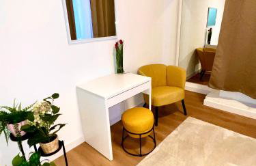 BIG New 7Rooms City Center APARTMENTS and Suites - Foto 9