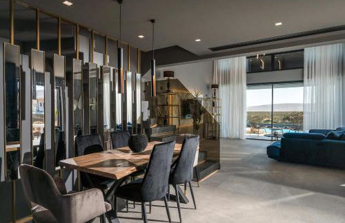 Villa Ria, 4 bedrooms with Private Pool & Sea View - Foto 38