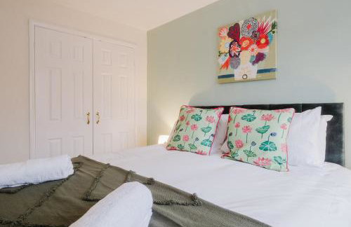 Modern and Stylish Home away from Home - Foto 11