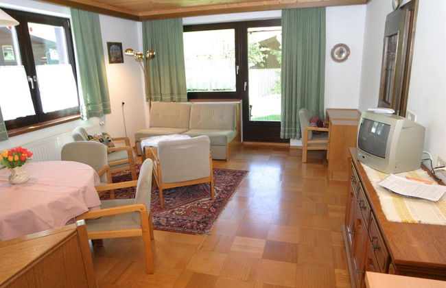 Cozy Apartment near Ski Area in Bad Kleinkirchheim - Photo 16