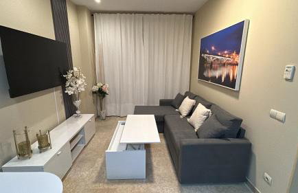 Apartamento con garaje en Apartour Vertice - Photo 2