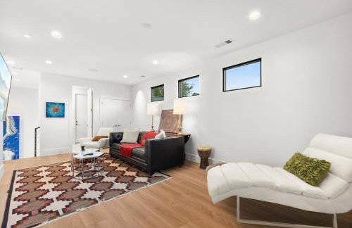 NEW! Luxury Pool Retreat & Casita in Midway Hollow - Foto 39