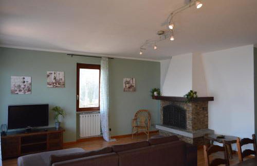 Il lago e la collina - Foto 7