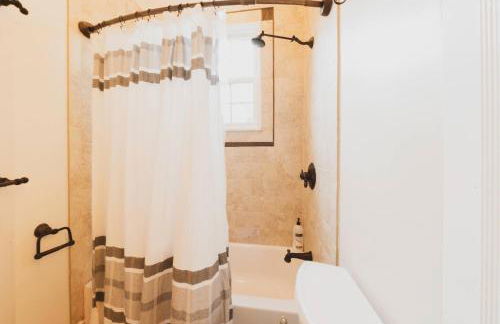 Massive 9BDR Courtyard Estate Near Forsyth Park - Foto 16