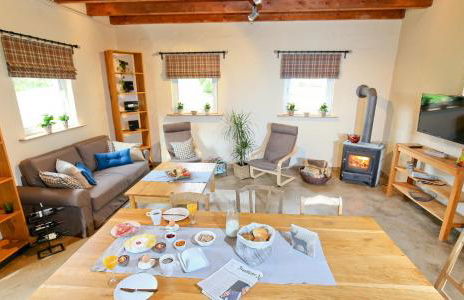 LebensArt im alten Pferdestall - Foto 2