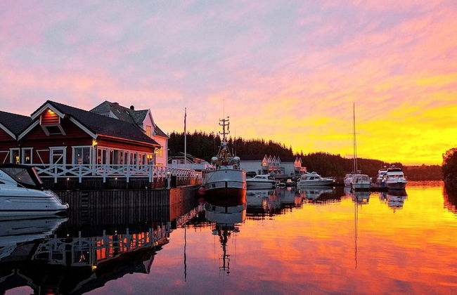 6 Person Holiday Home in Austrheim - Foto 1