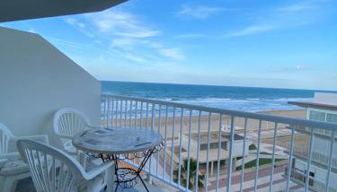 Apartamento con vistas a la Playa con Ascensor y WIFI 9 pax - Foto 3