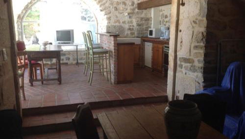 Ardèche les cigales gîte églantier avec piscine partagée - Foto 4