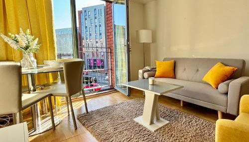 Stylish City Centre Stay - 4 mins to station - Fast Wifi - Near Stadiums - Foto 2