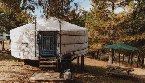 Cosy yurt at a nature retreat in Dunlap CA - Foto 1