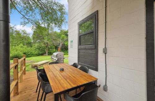 Tropical Oasis - Pool + Beach Volleyball + Firepit - Foto 44