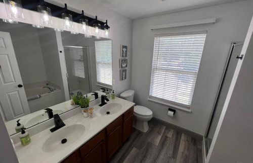 Springhurst Serenity Fresh 4BR Getaway - Foto 4