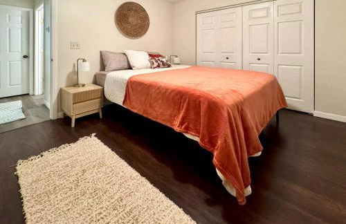 WiFi - Pet Friendly - Laundry - Short - Long Term - Foto 27