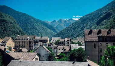 Cano'Py, charmant 2 pièces avec vue montagne en cœur de ville - Foto 3