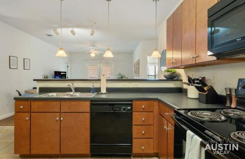 5BR 2BA Austin Hideaway Near SoCo The Domain and Lady Bird Lake by Austin Vacay - Foto 36