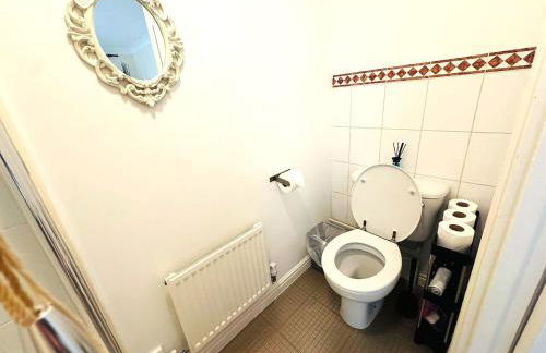 Cosy 2 Bedroom Canary Wharf House with Private Garden - Foto 31