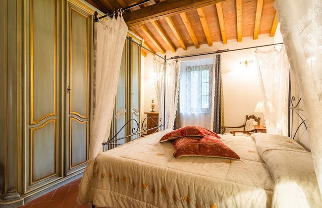 Holiday Home in Town Center with Pool, Garden, Hot Tub - Foto 35