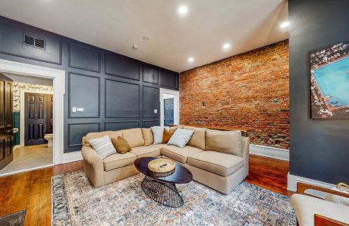 Luxury 8 Bed/4 Ba NuLu Home Private yard/parking - Foto 59