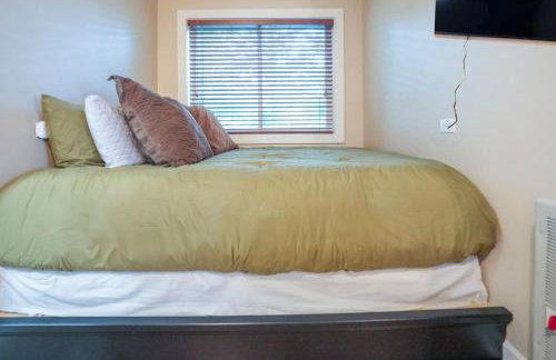 First floor, Studio, Resort Access, Portable AC - Foto 3