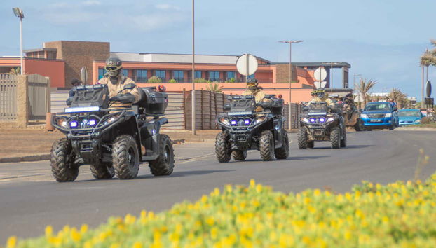 Drive around Sal Island