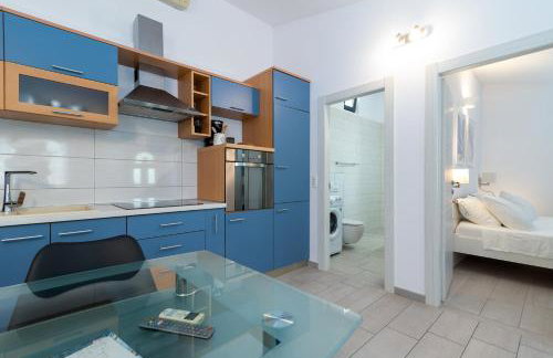 Maca Apartments & Suites with Heated pool near beach 50m - Foto 74