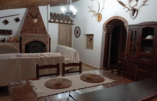 ENTRESIERRAS Apartamentos rurales con chimenea, barbacoa y espacio para eventos - Foto 7
