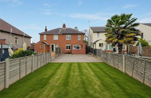 The Comfy Contractors Resort, Free Private Parking & Wifi, 7 beds - Foto 13