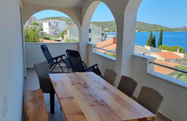 Apartmani Ana, Razanj, Rogoznica, Hrvatska - Photo 4