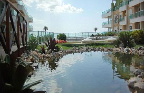 Praia do Santinho, de frente para mar - Foto 36