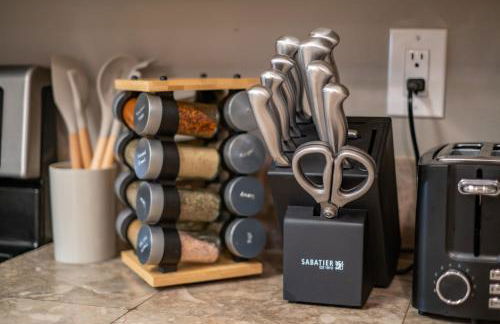 MtnCity Views 4BR Firepit FamilyRetreat NearUNR - Foto 14