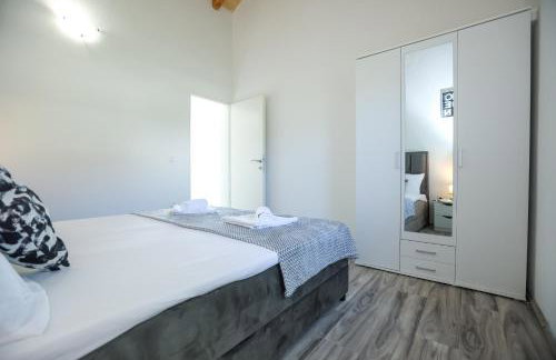 Villa Mia with pool - Foto 44