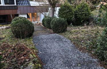 Ferienhaus Wintergarten für 8 Gäste und 2 Hunde in der Eifel mit toller Aussicht, Kamin und Garten - Foto 23
