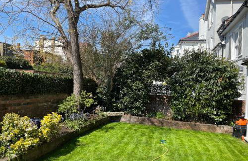 Ashbys Deluxe Studios with Free Spa included - Foto 54